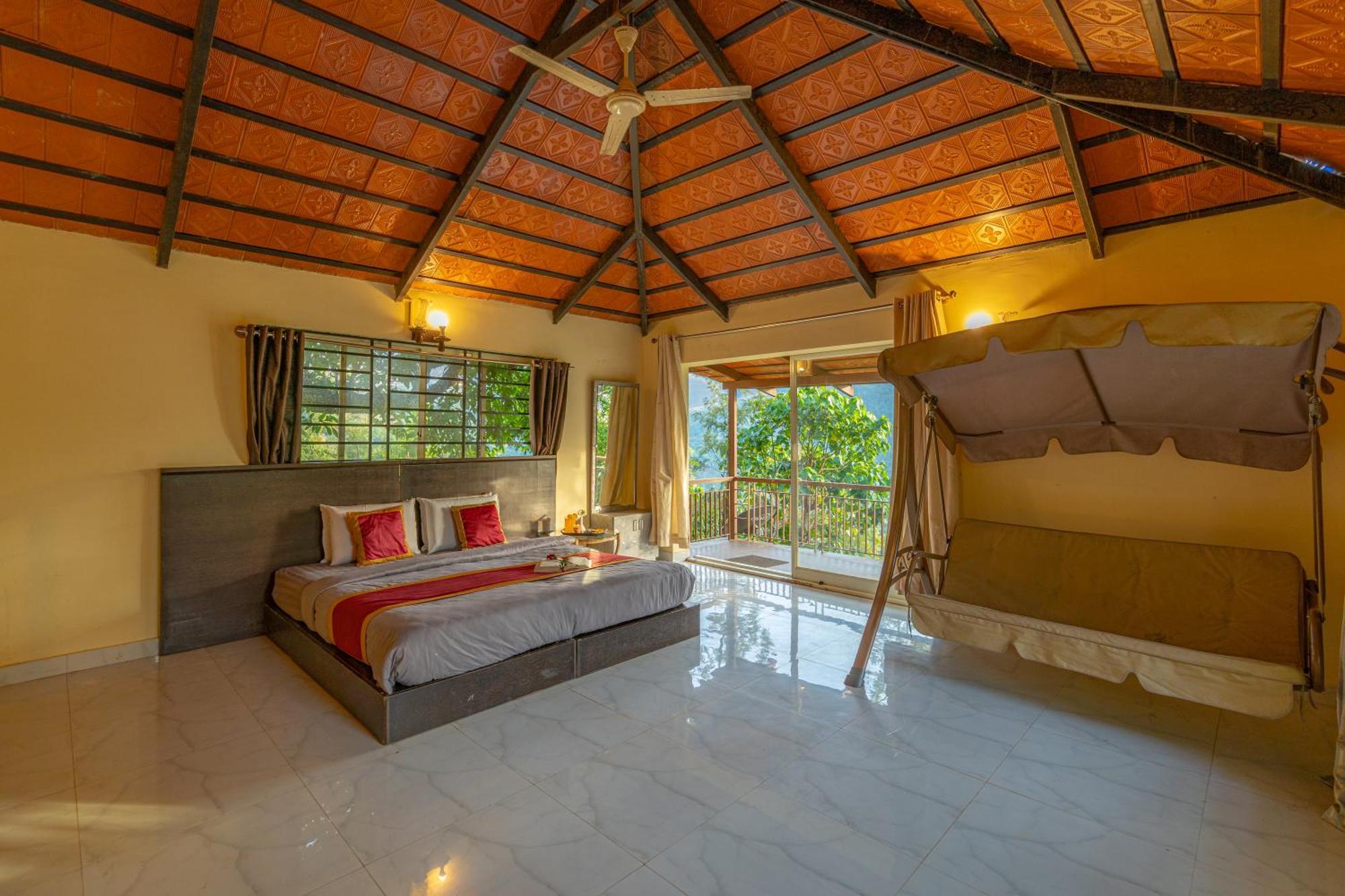 Q Swarga Retreat Hotel Attigundi Exterior foto