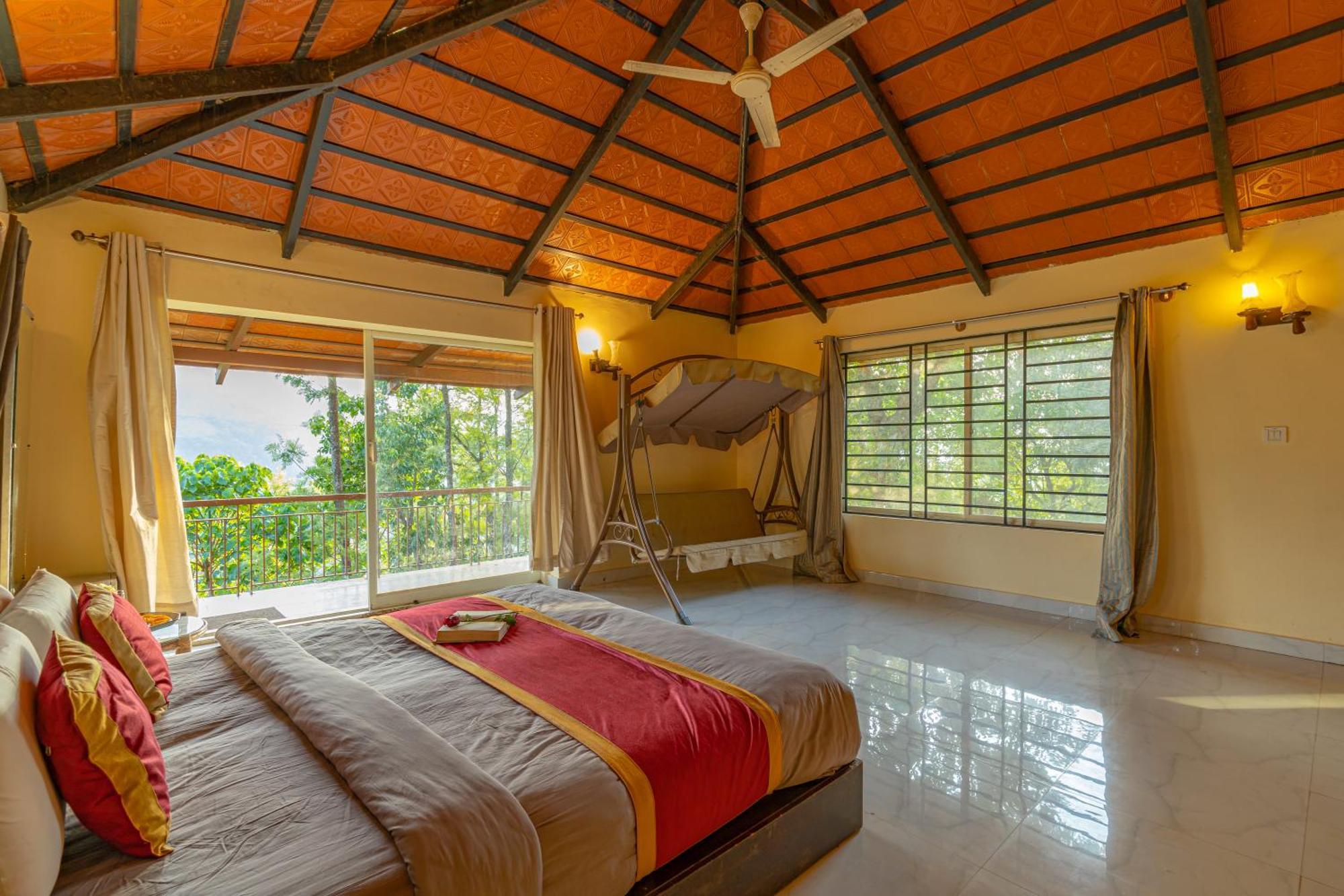 Q Swarga Retreat Hotel Attigundi Exterior foto