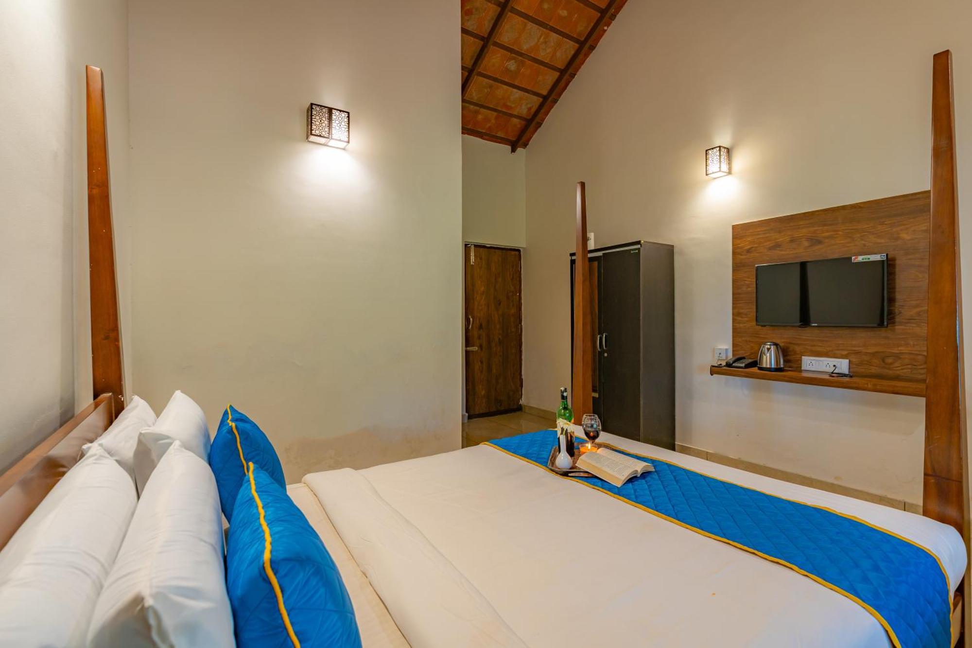 Q Swarga Retreat Hotel Attigundi Exterior foto